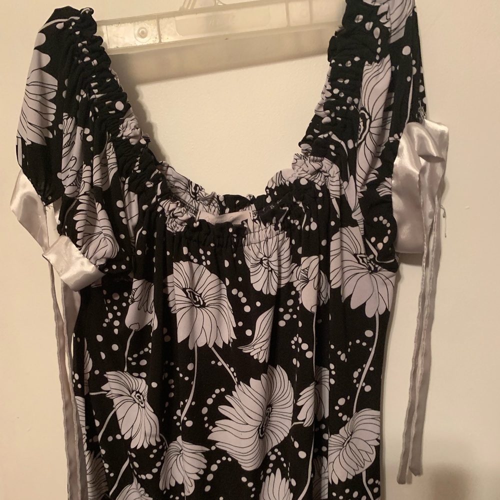 Black floral blouse!